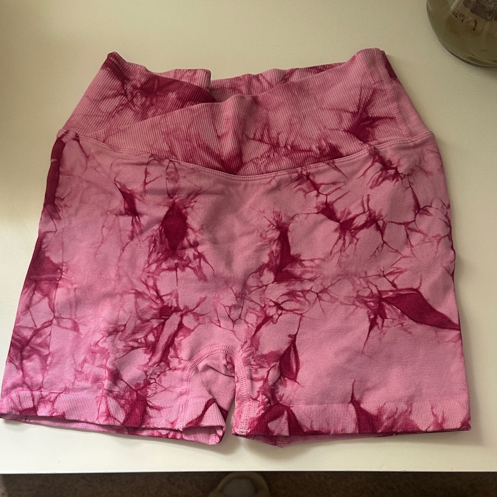 Vibrant Pink Tie-Dye High Waist Women's Shorts